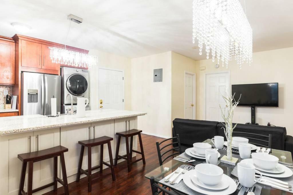 Brooklyn 3 Bedroom 1 Bathroom 8 Minutes To Subway 30 Minutes To Manhattan New York Buitenkant foto
